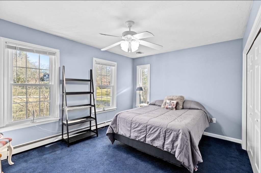 72 Pokanoket Ln