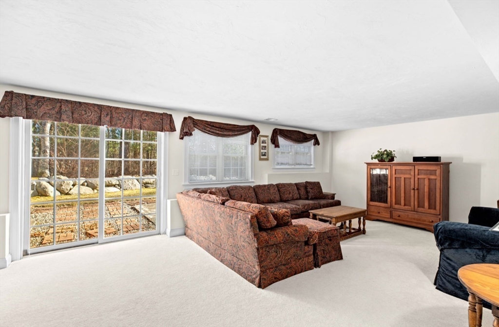 22 Doctors Hill Dr # 22