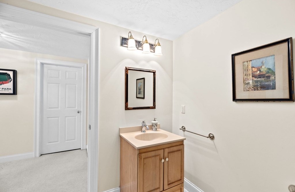 22 Doctors Hill Dr # 22