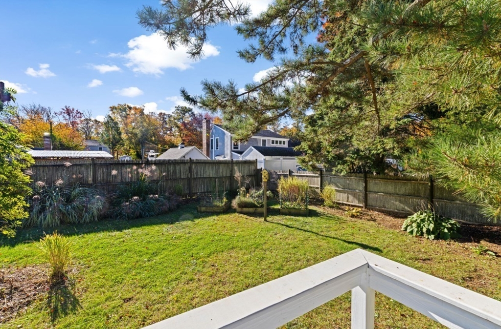 12 Richfield Rd, Scituate