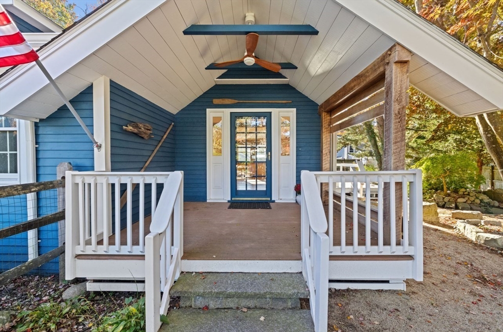 12 Richfield Rd, Scituate