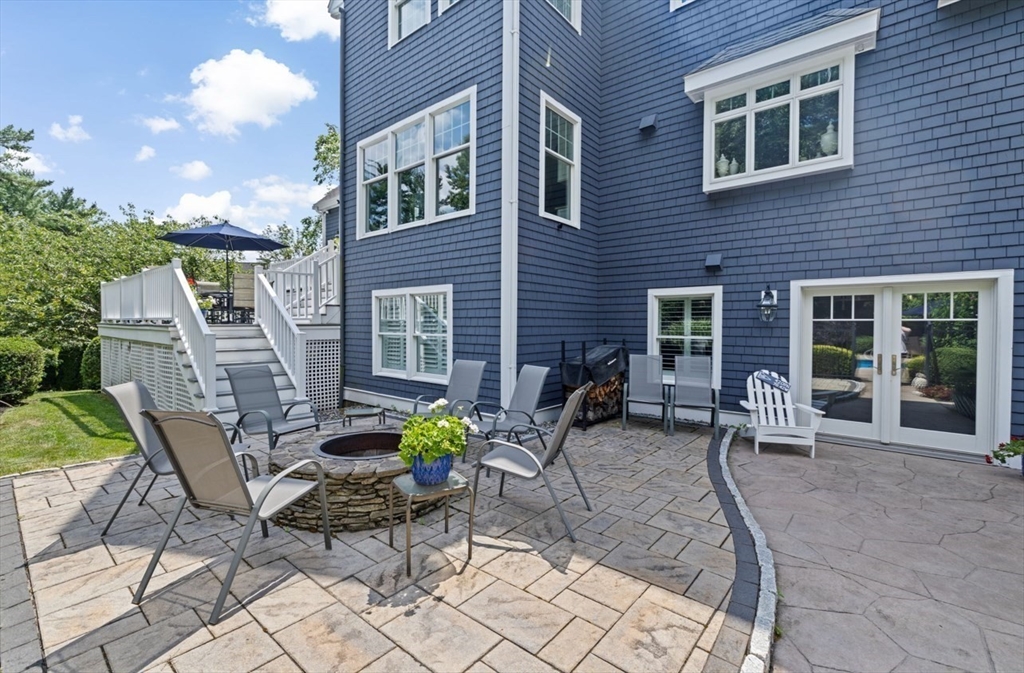 160 Hillcrest Rd