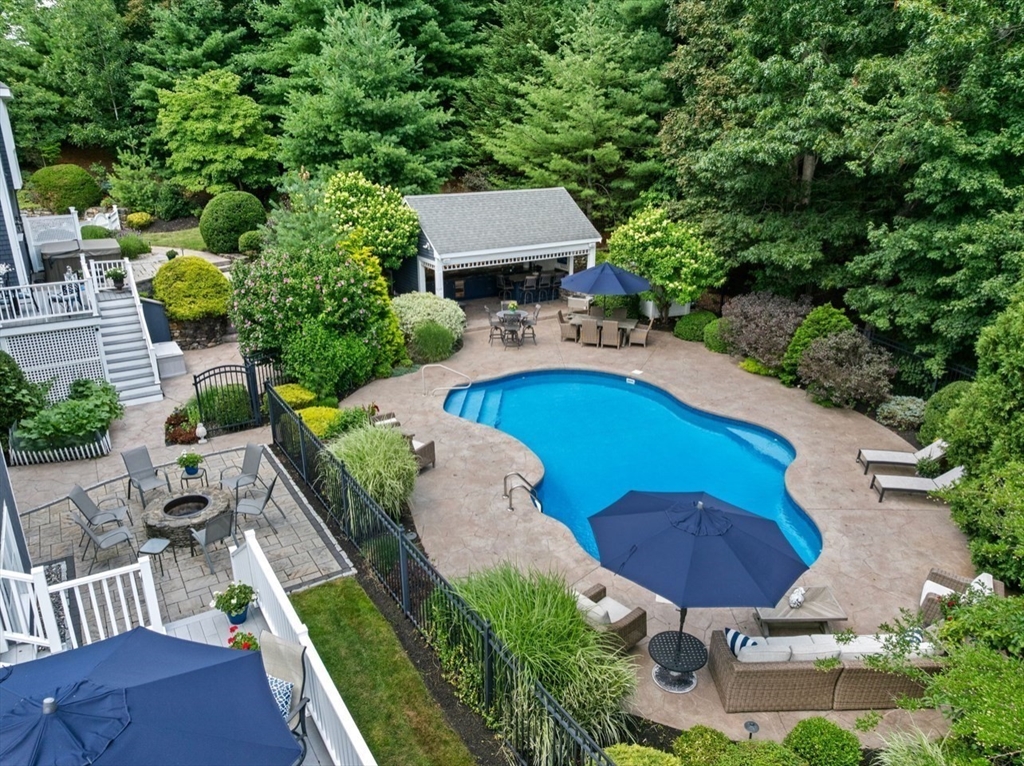 160 Hillcrest Rd