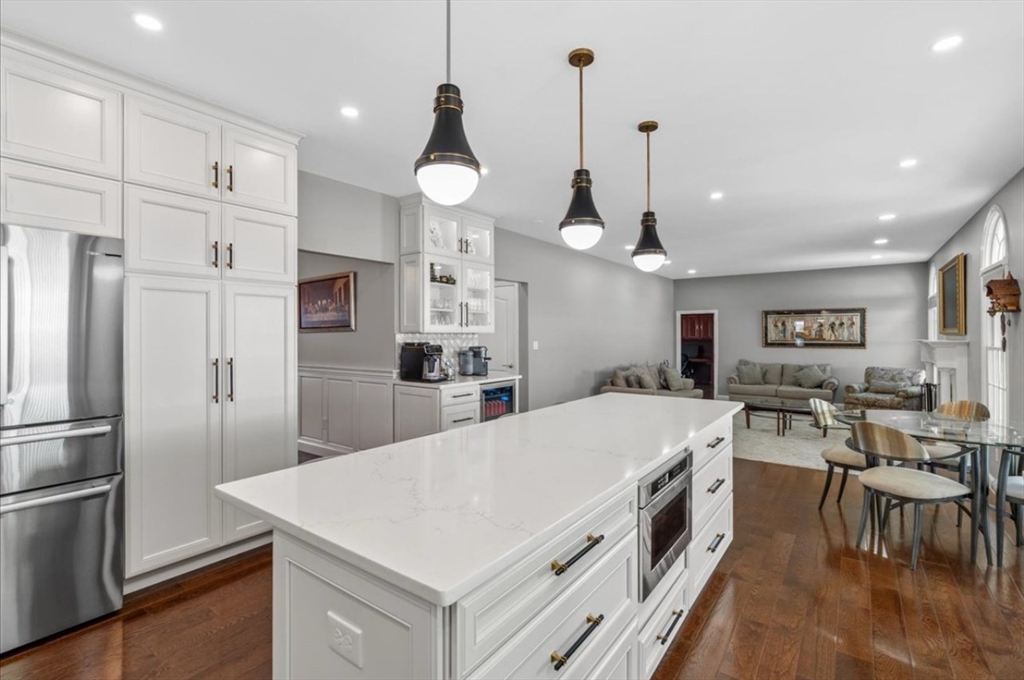 256 Hillcrest Rd