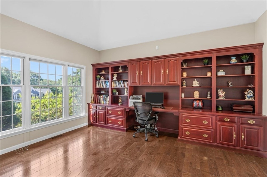 256 Hillcrest Rd