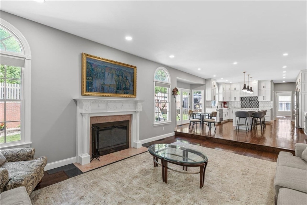 256 Hillcrest Rd