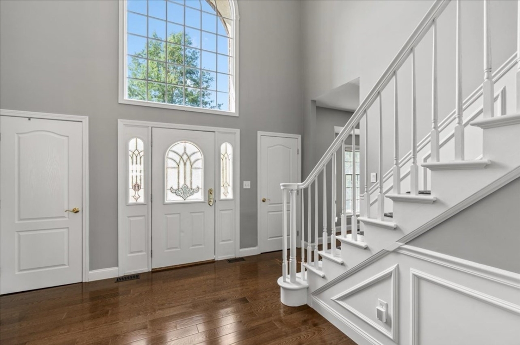 256 Hillcrest Rd