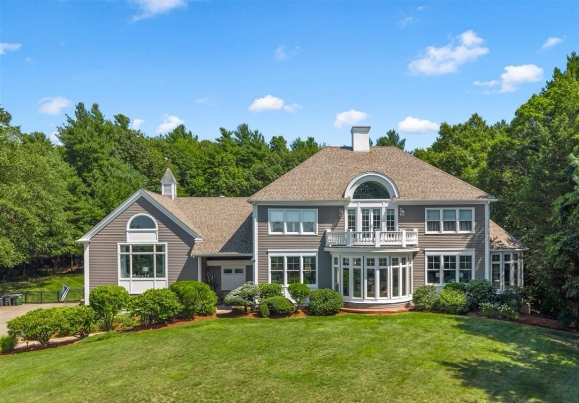 26 Fox Hill Cir