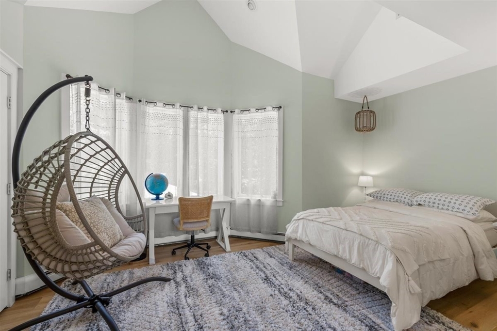 26 Fox Hill Cir