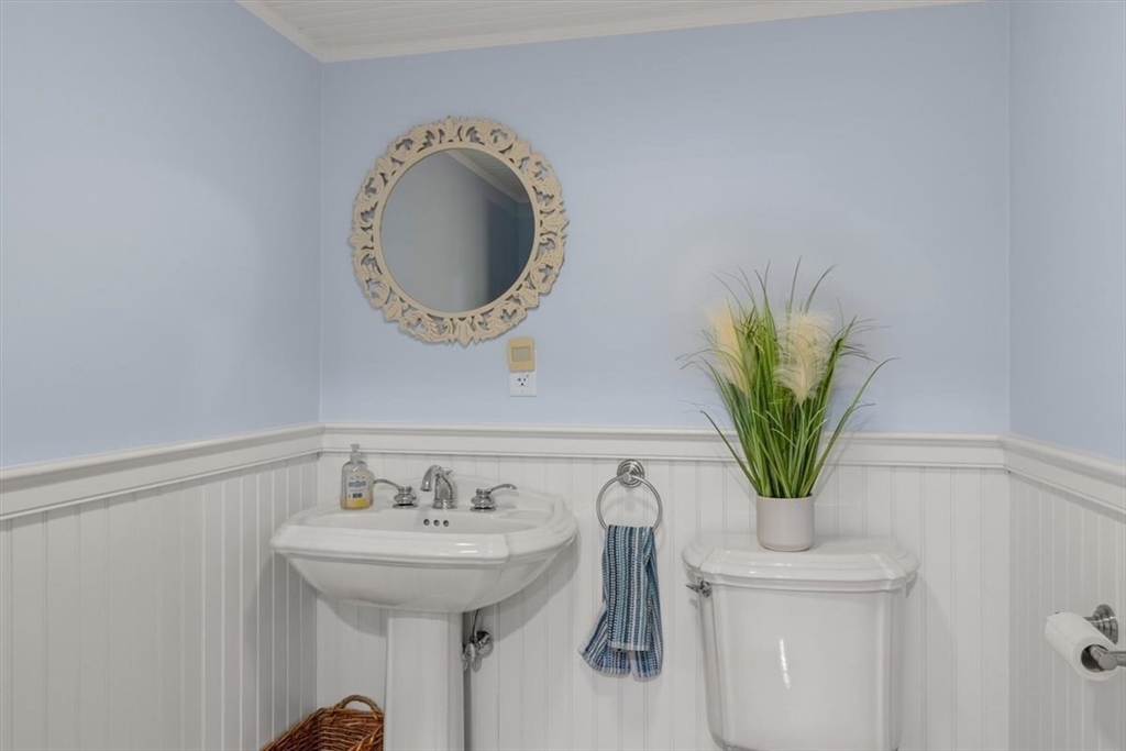 26 Fox Hill Cir
