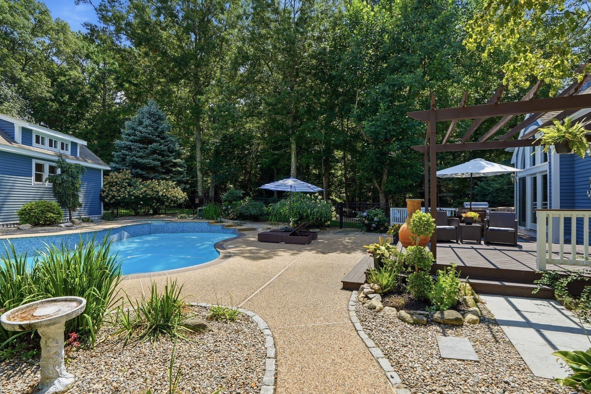 25 Hidden Valley Rd
