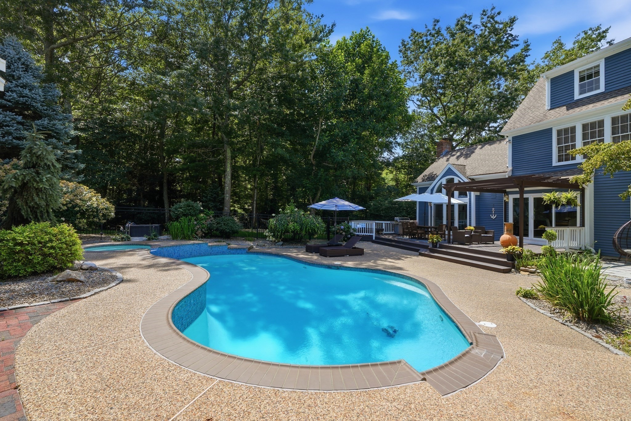 25 Hidden Valley Rd