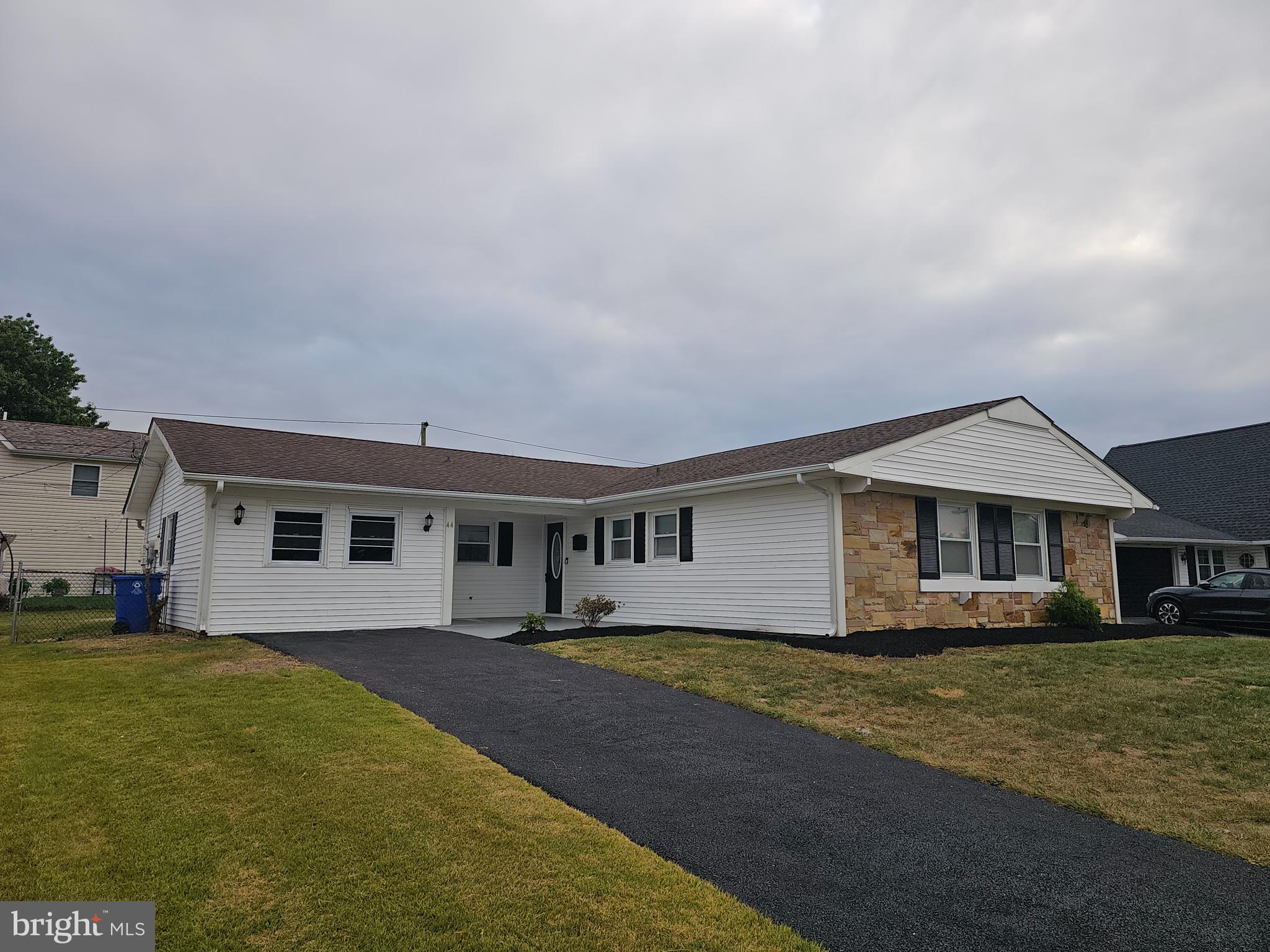 44 Gardenbrook Ln