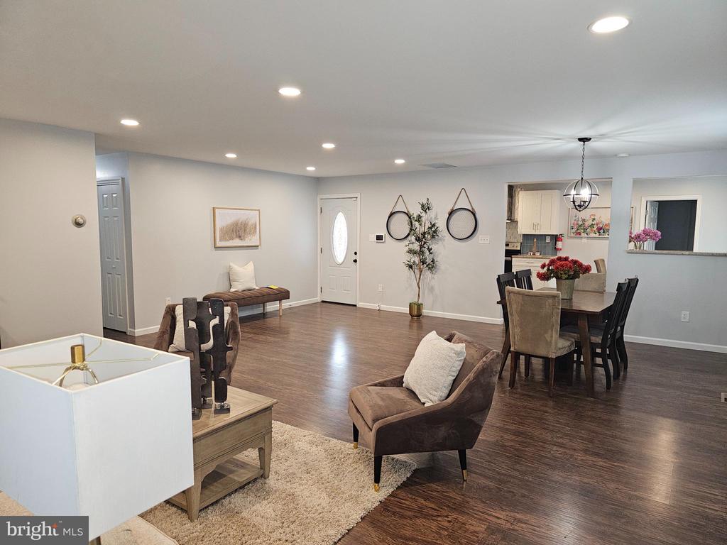 44 Gardenbrook Ln