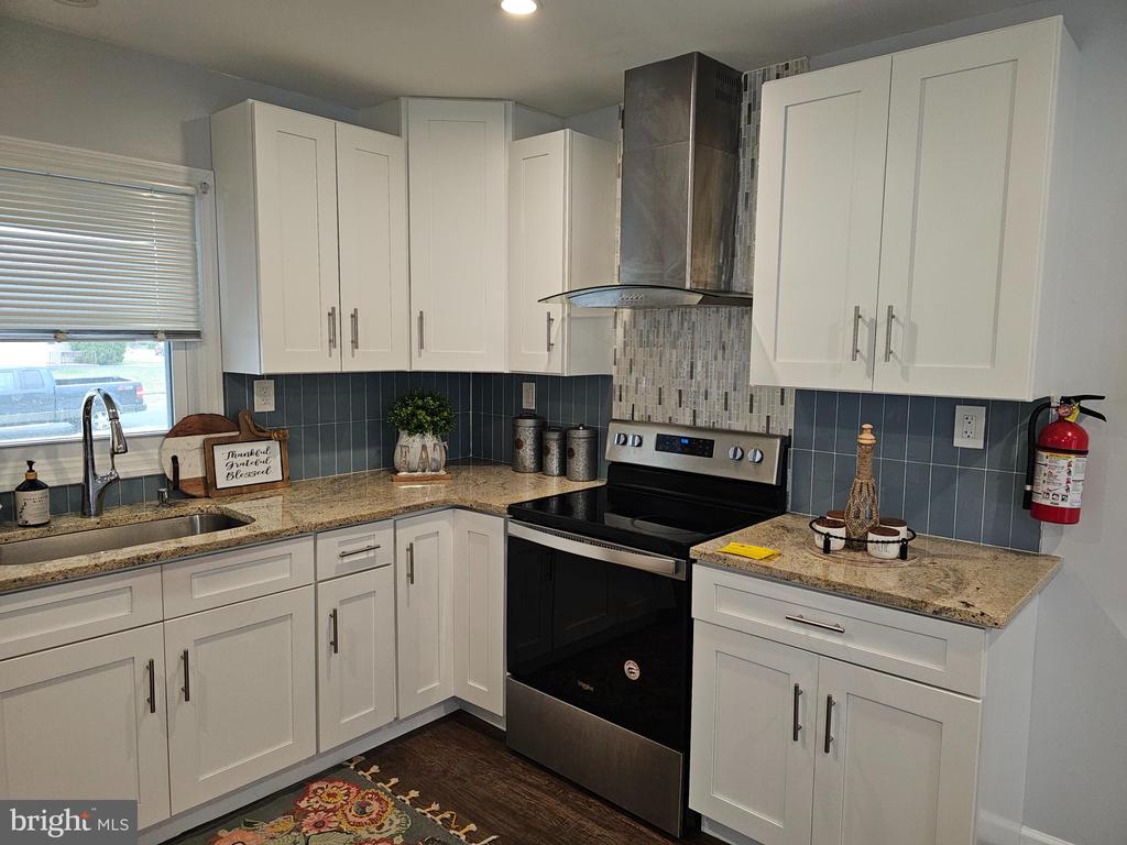 44 Gardenbrook Ln
