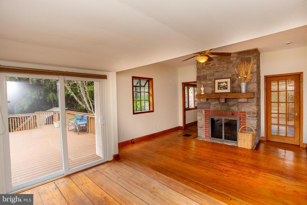 6 QUARRY ROAD