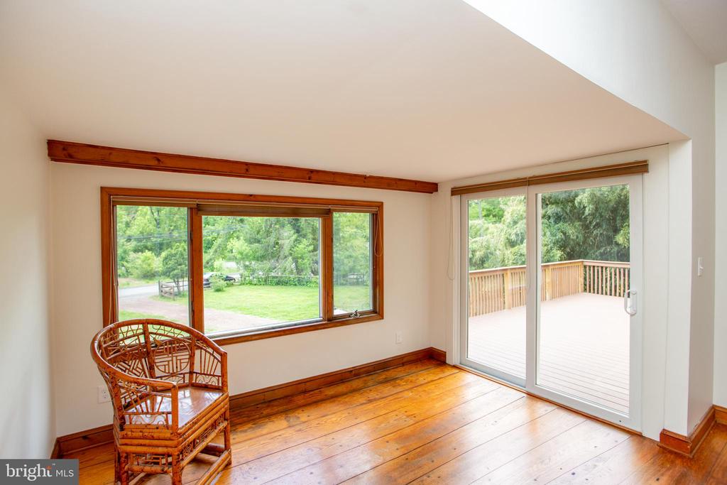 6 QUARRY ROAD