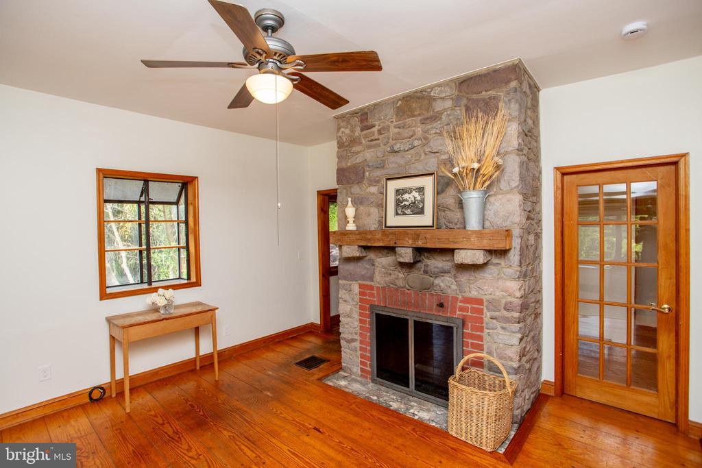 6 QUARRY ROAD