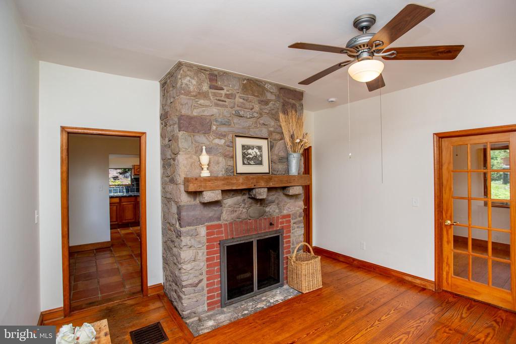 6 QUARRY ROAD