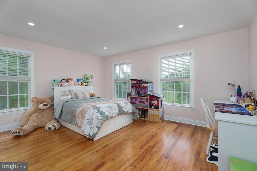 23 LIEDTKE DRIVE