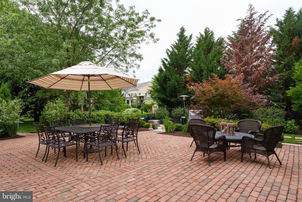 23 LIEDTKE DRIVE