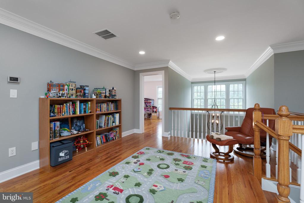 23 LIEDTKE DRIVE
