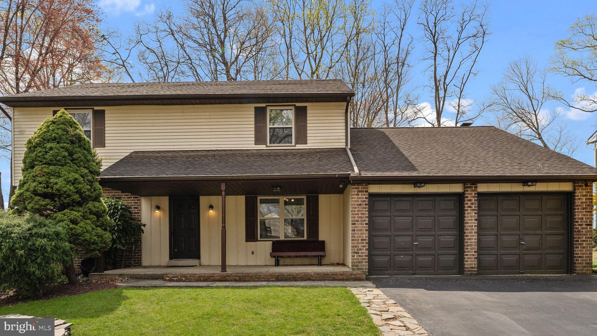 739 Bridgeview Rd