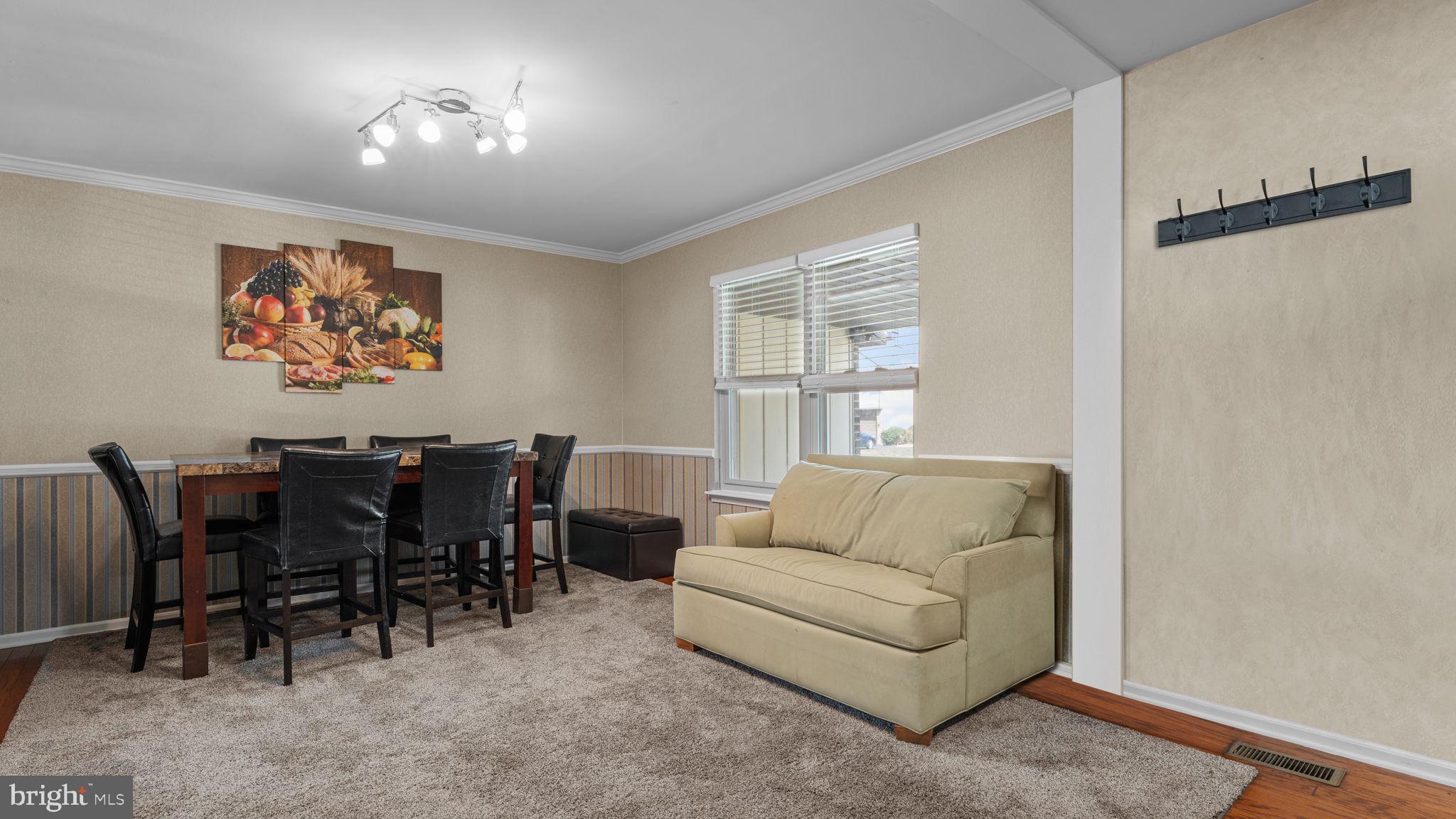 739 Bridgeview Rd
