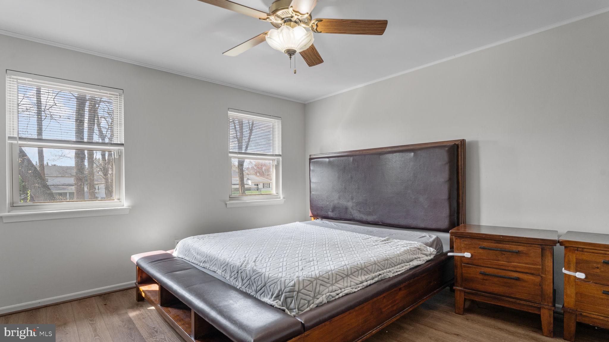 739 Bridgeview Rd