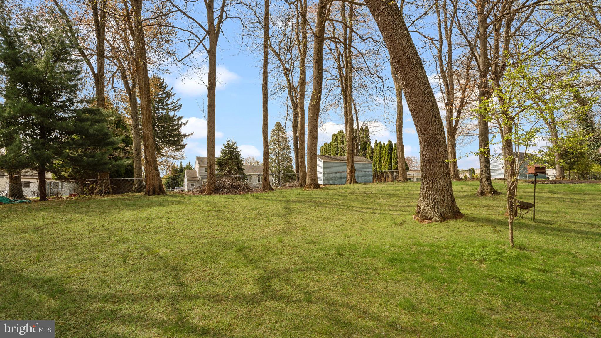 739 Bridgeview Rd