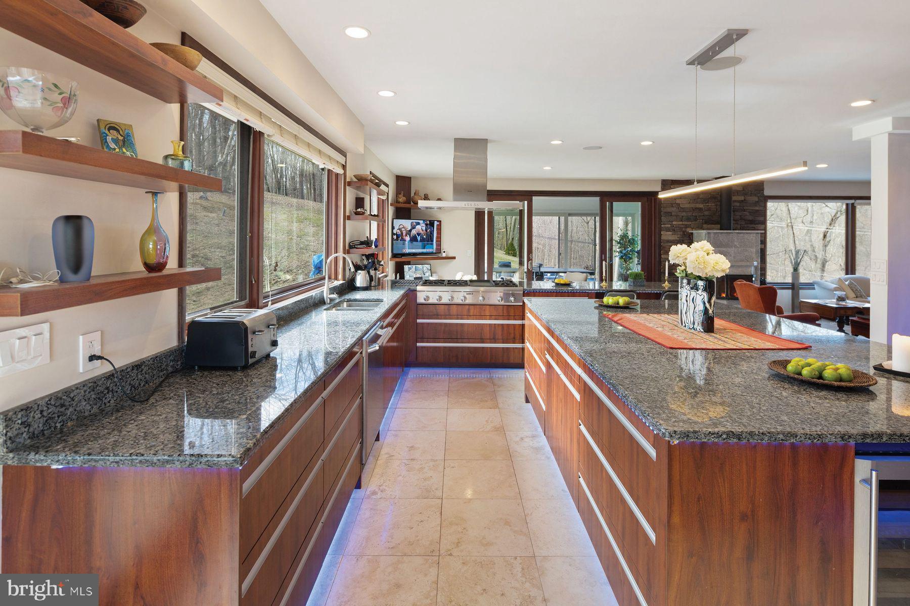 282 AQUEDUCT ROAD