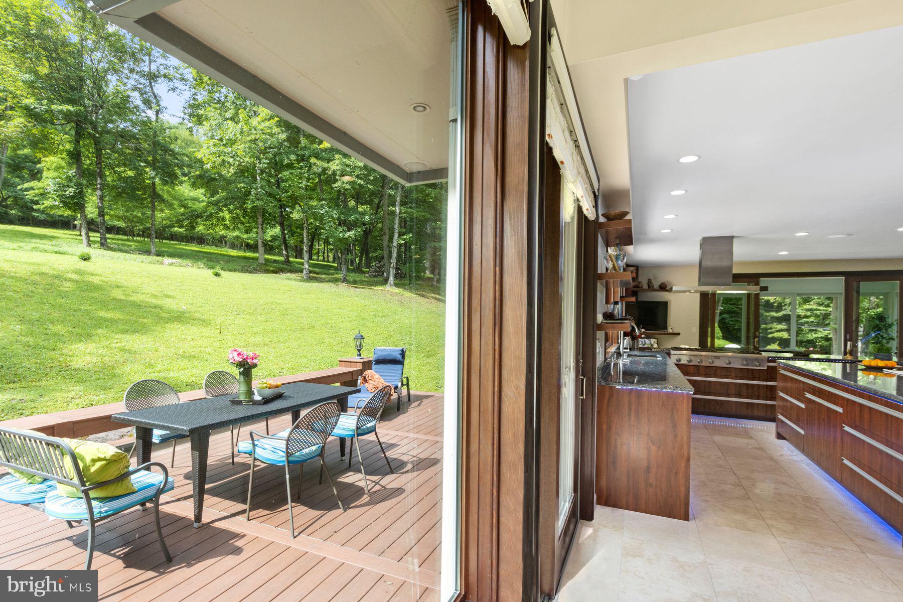 282 AQUEDUCT ROAD