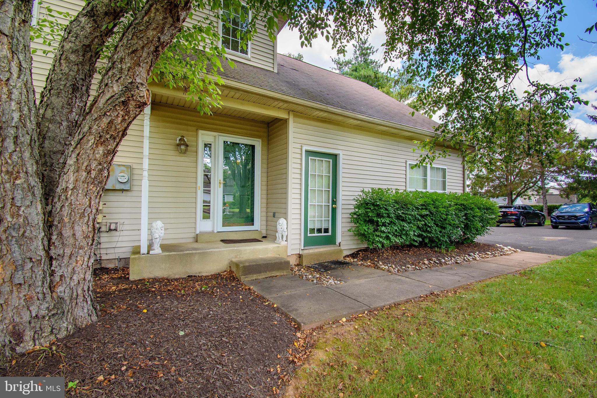 730 GRAND BOULEVARD 30