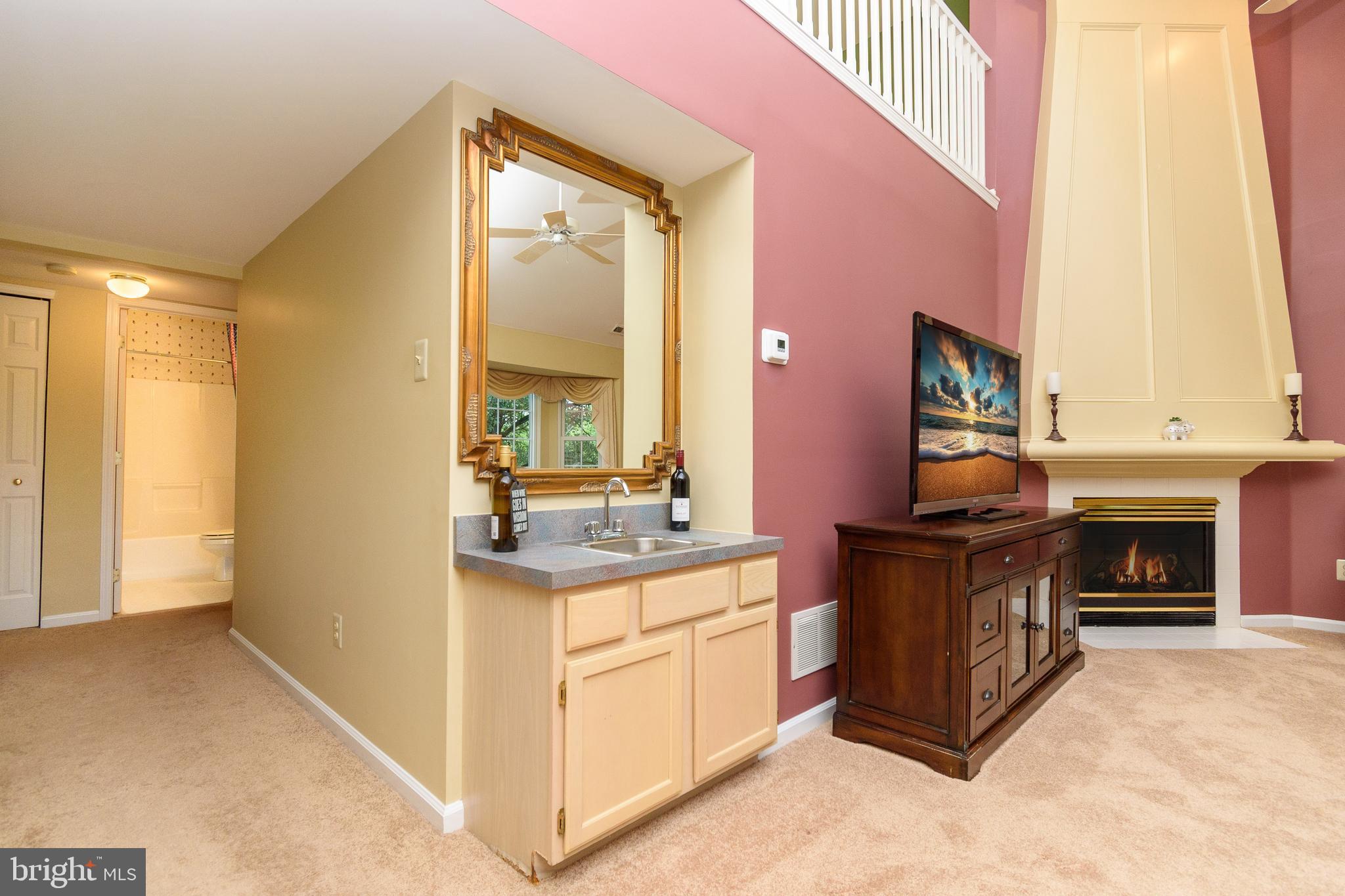 730 GRAND BOULEVARD 30