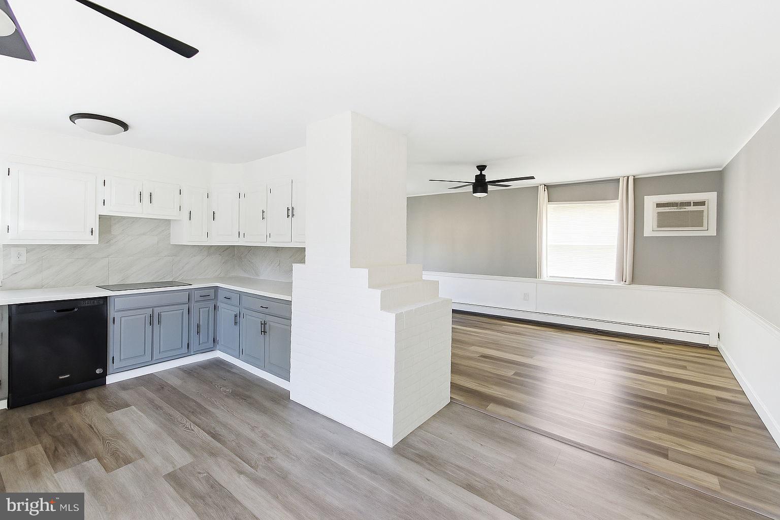 76 GRIDIRON ROAD 1ST FL