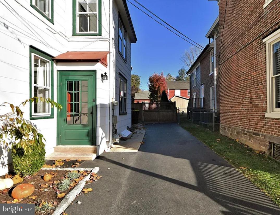 143 N STATE STREET