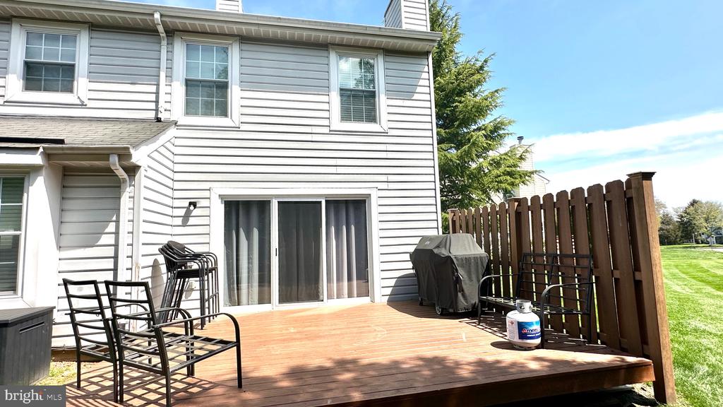 453 MARION COURT