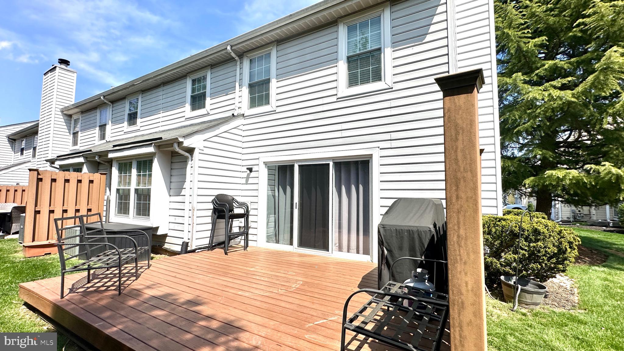 453 MARION COURT