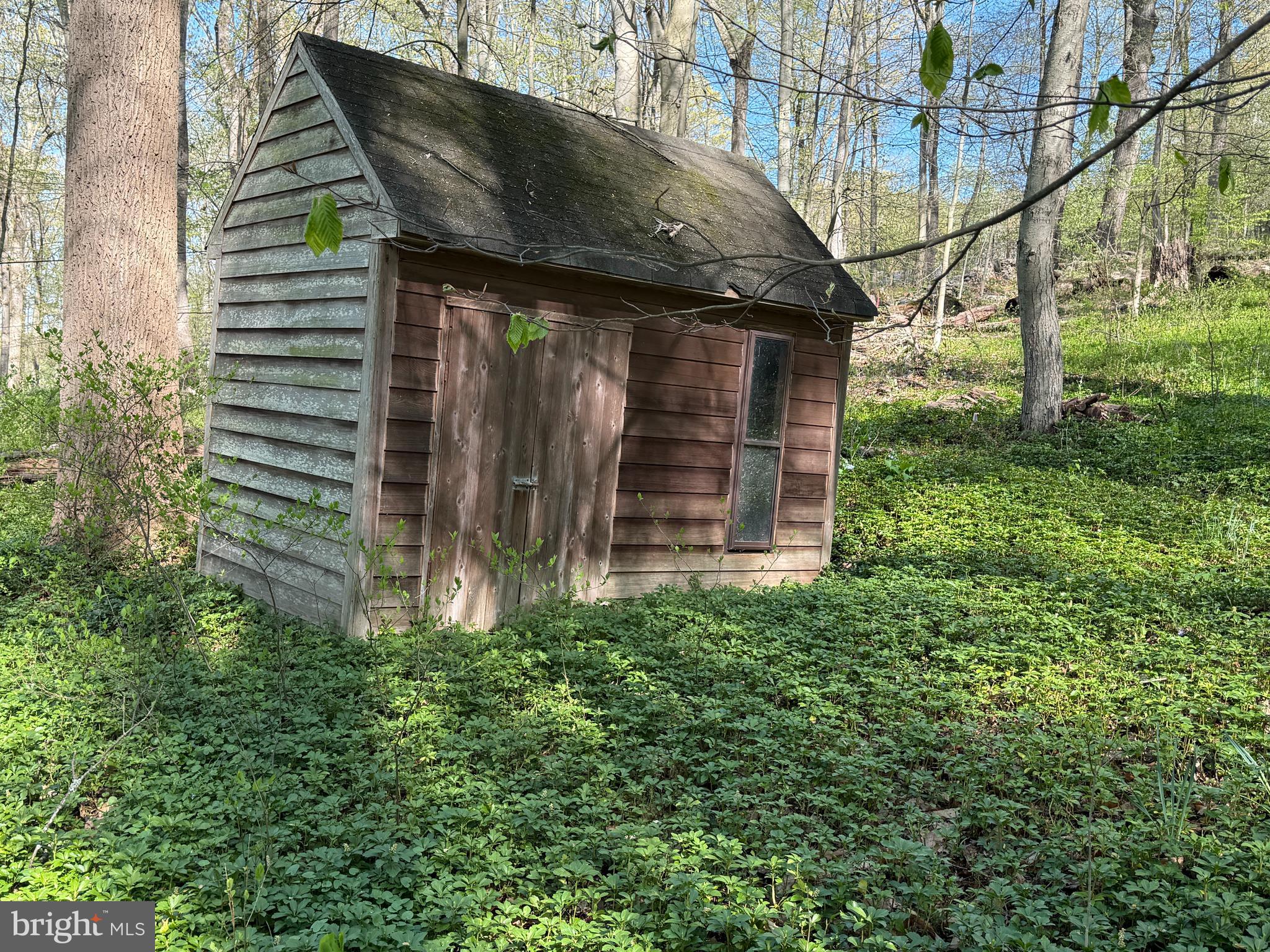 7126 UPPER YORK ROAD