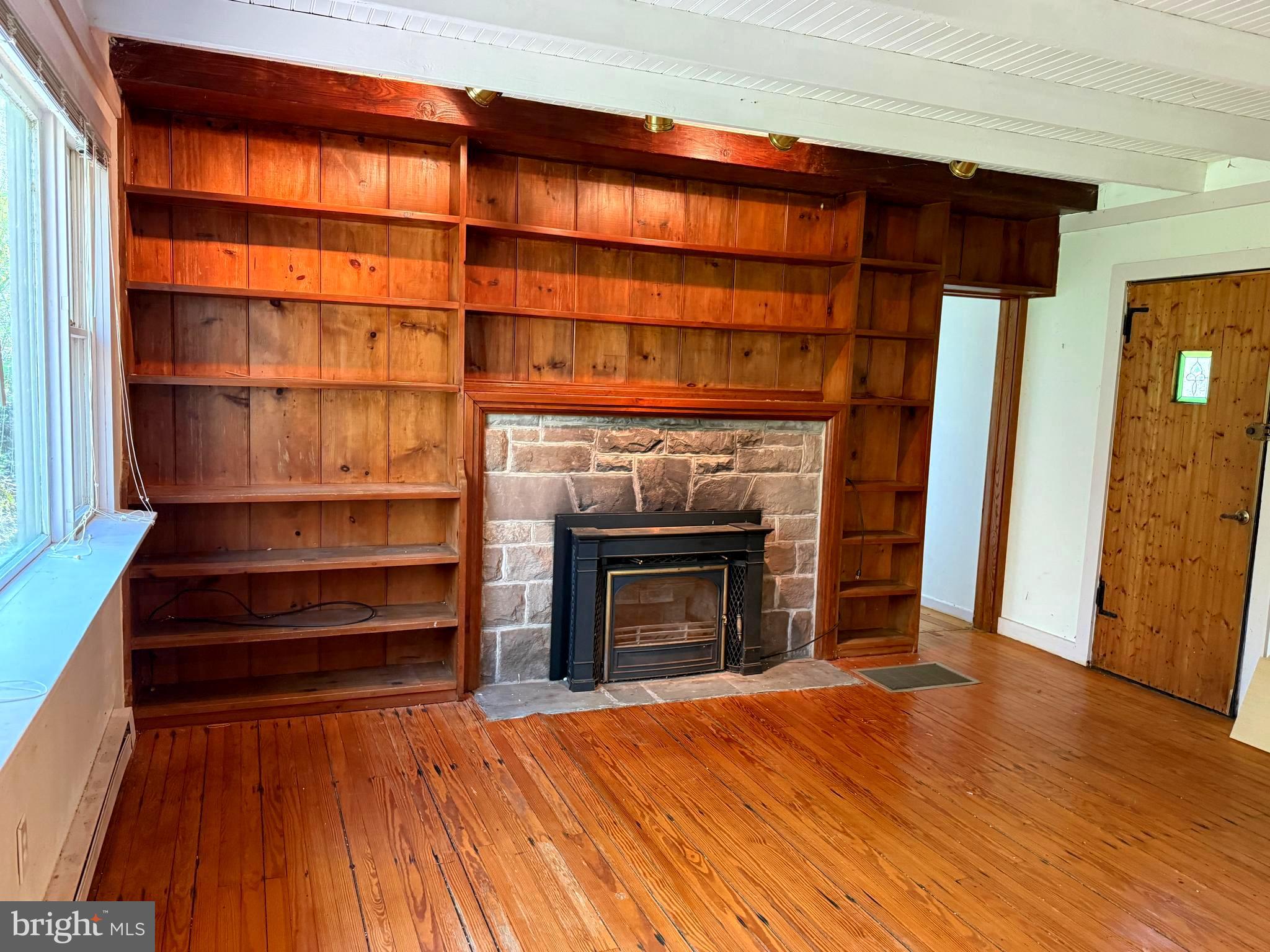 7126 UPPER YORK ROAD