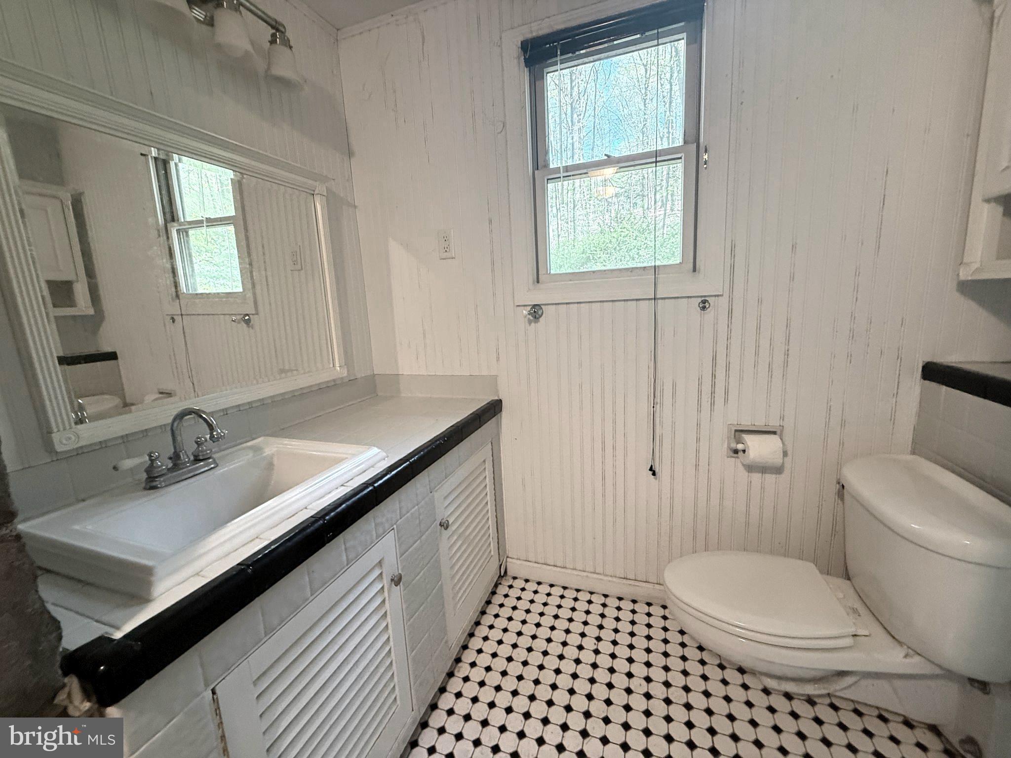 7126 UPPER YORK ROAD