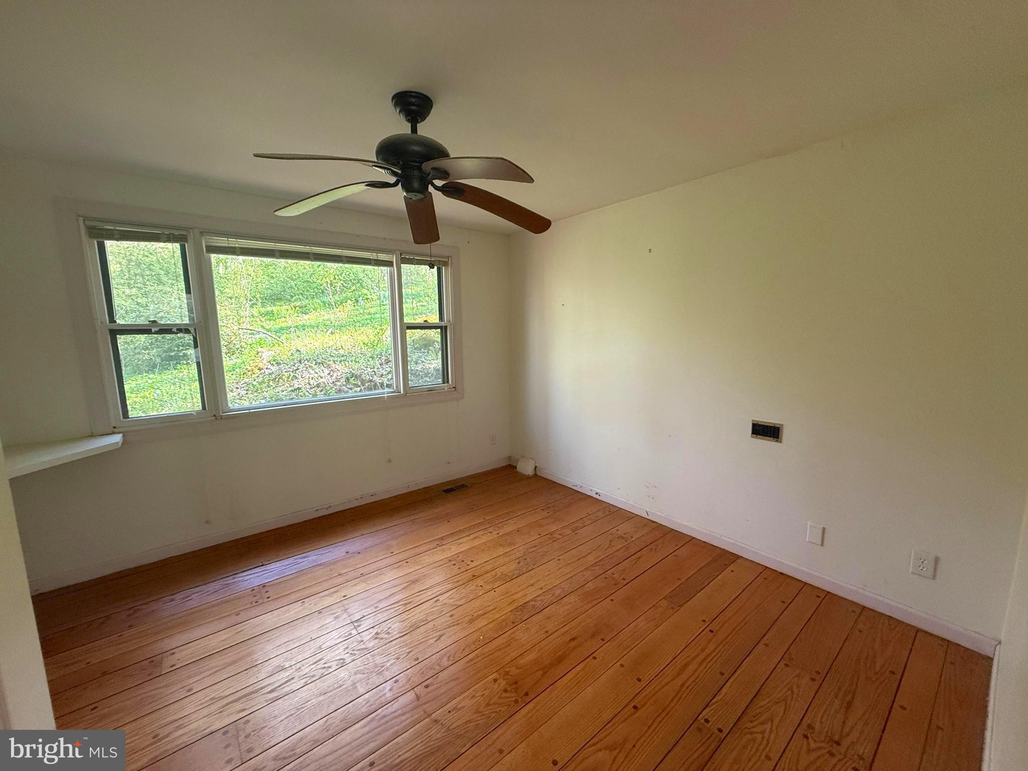 7126 UPPER YORK ROAD