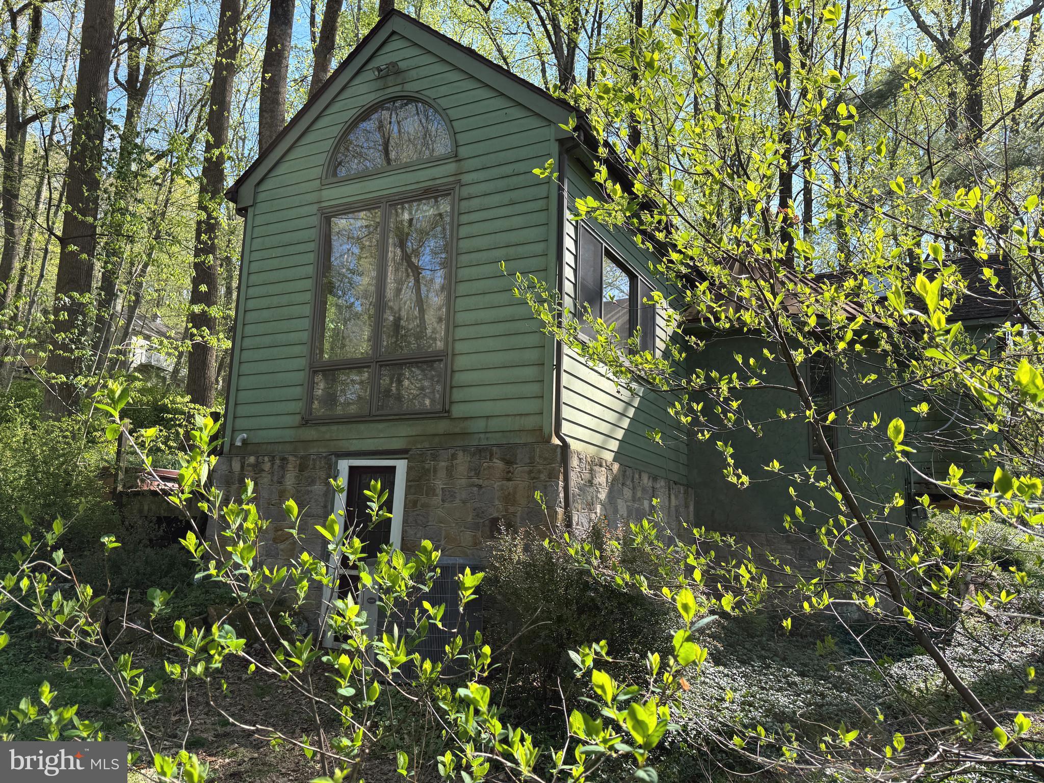 7126 UPPER YORK ROAD