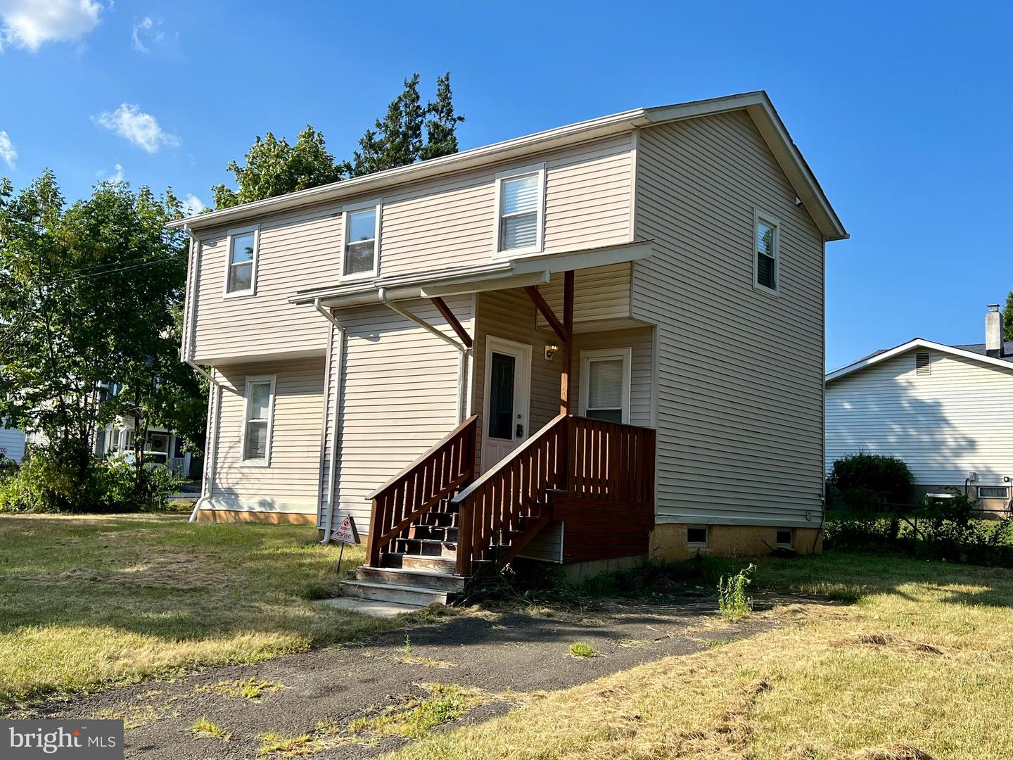 3057 Walnut Ave