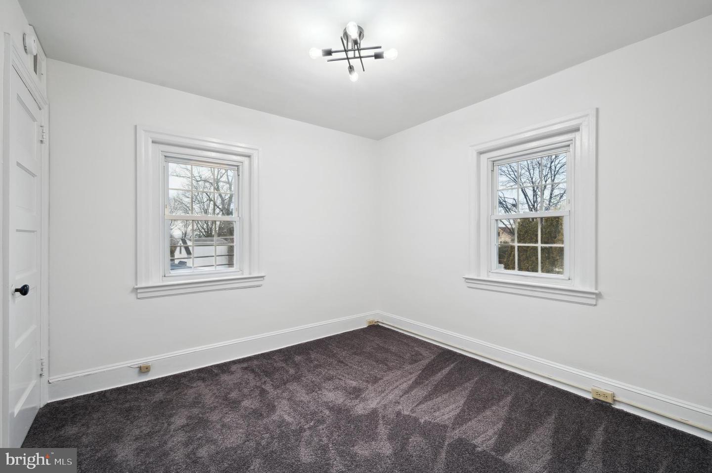 156 Edgemont Ave