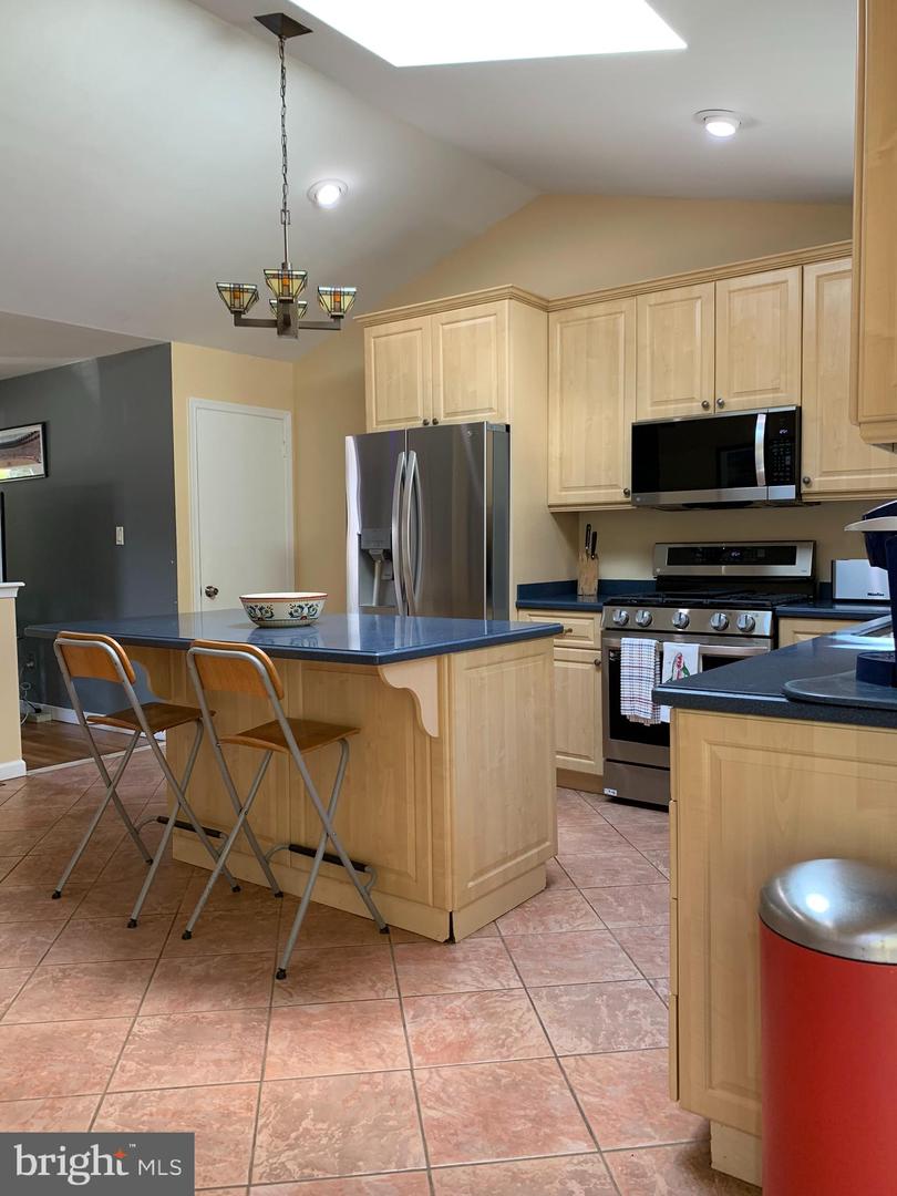 29 Brookside Rd