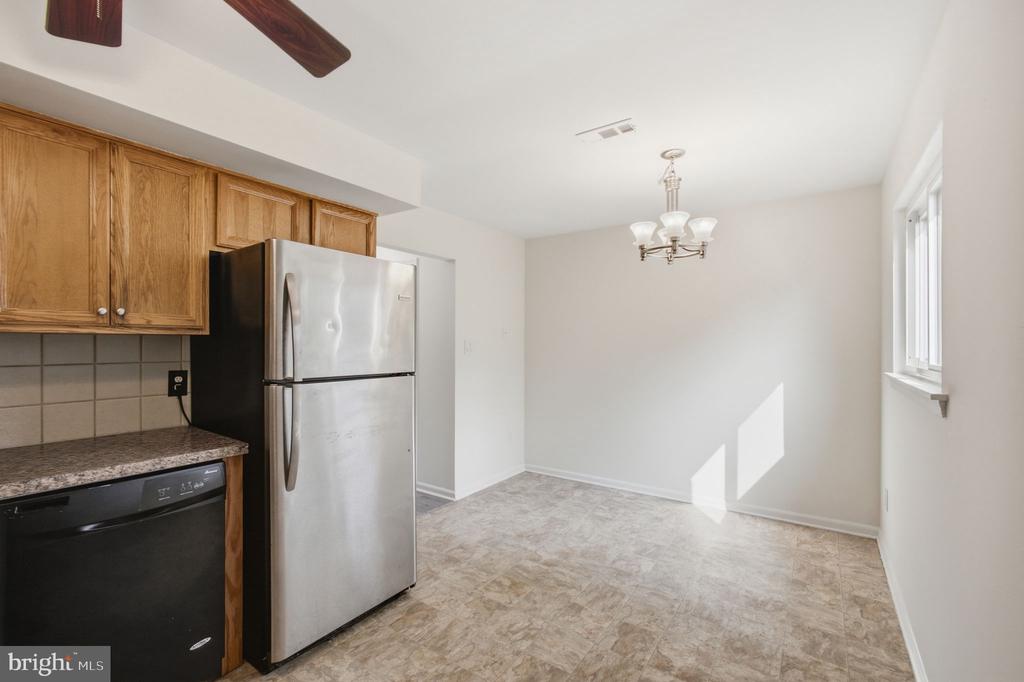 1006 YORK ROAD Unit: L2