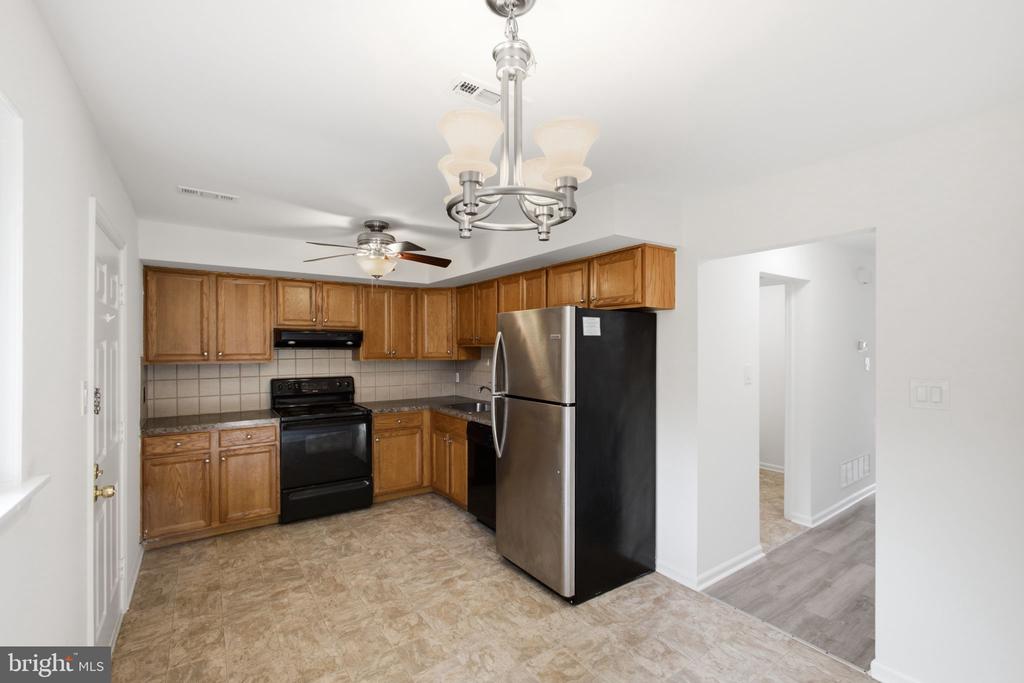 1006 YORK ROAD Unit: L2