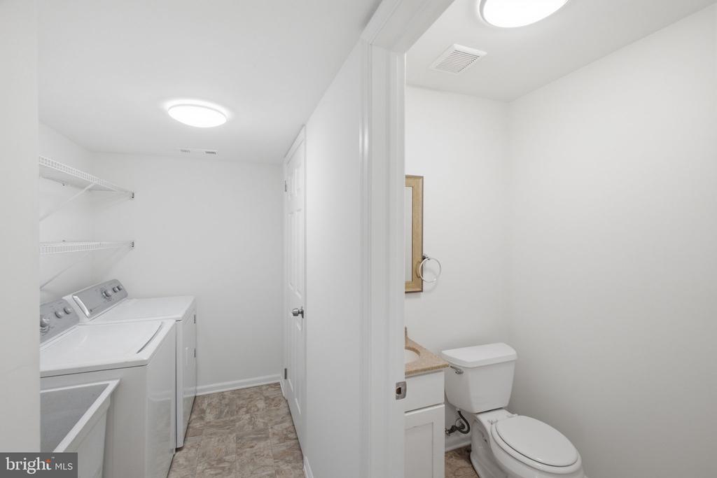 1006 YORK ROAD Unit: L2
