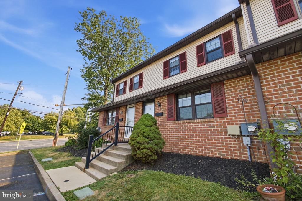 1006 YORK ROAD Unit: L2